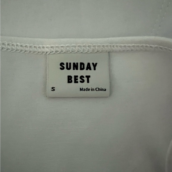 Aritzia Sunday Best White Spaghetti Strap Cropped Tank Top, Size Small - Picture 3 of 5